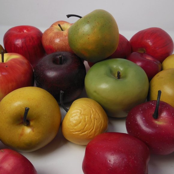Realistic Artificial Decorative Faux Fake Apples High Quality Home Décor 21 pcs. - Picture 2 of 8